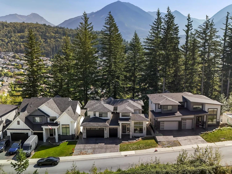 5506 Crimson Ridge, Chilliwack, BC, V2R 6H7 - 2