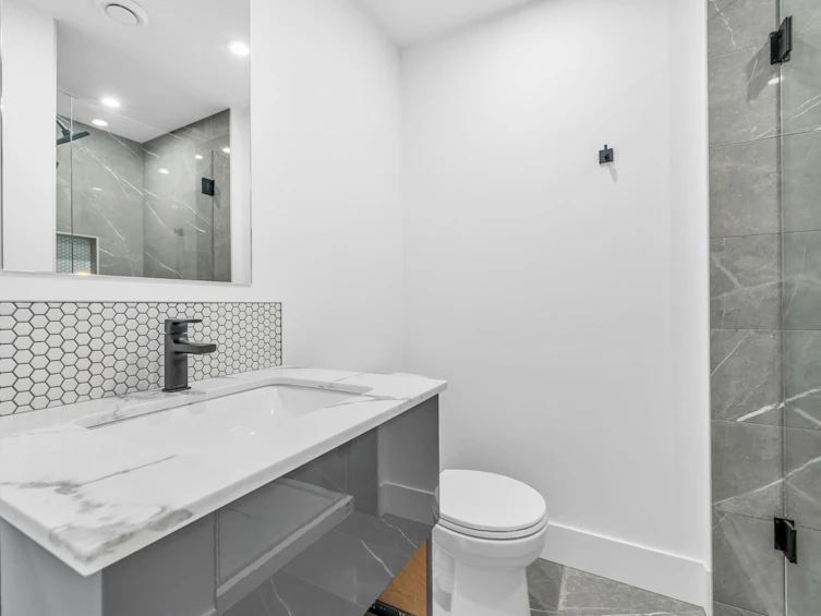 1685 Lakewood Drive, Vancouver, BC, V5N 1B6 - 29