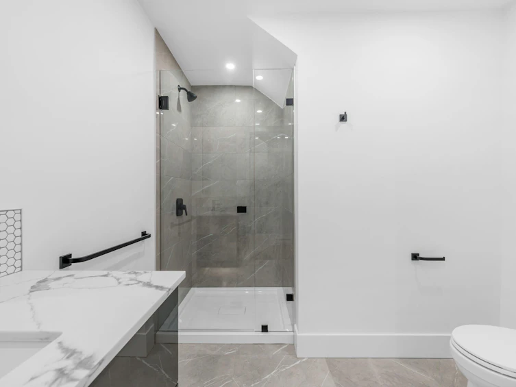1685 Lakewood Drive, Vancouver, BC, V5N 1B6 - 10