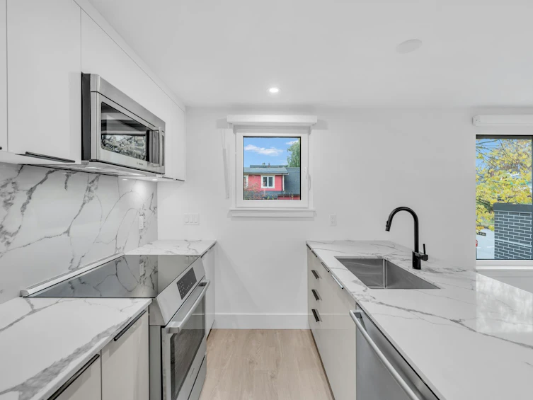 1685 Lakewood Drive, Vancouver, BC, V5N 1B6 - 17