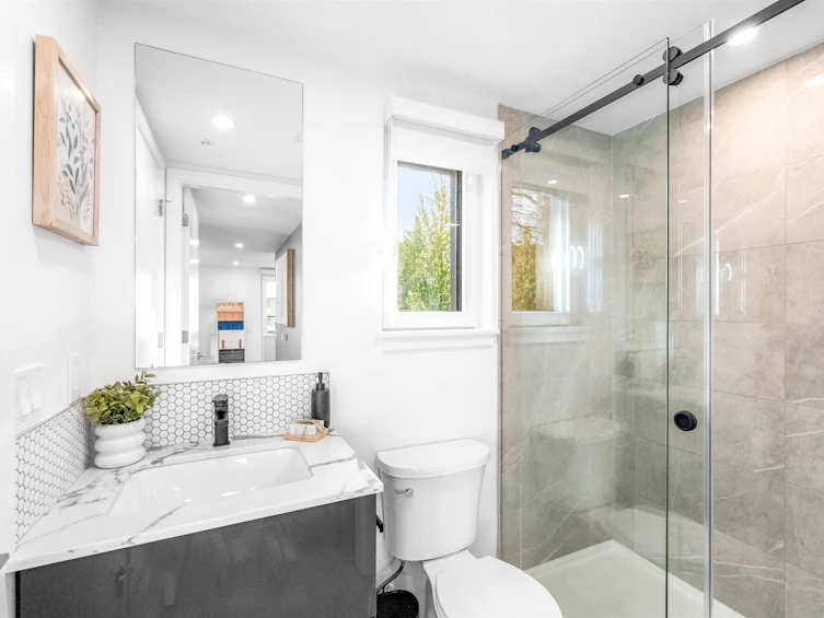 2069 E 1st Avenue, Vancouver, BC, V5N 1B6 - 16