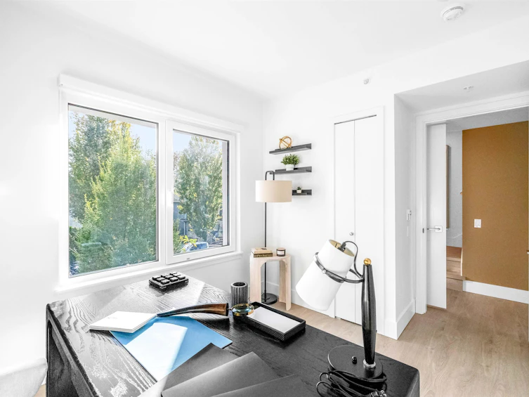 2069 E 1st Avenue, Vancouver, BC, V5N 1B6 - 21