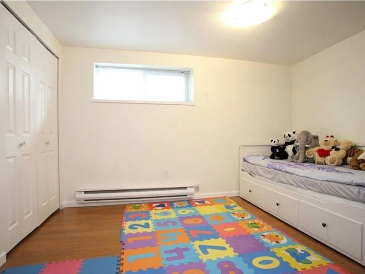156 W 62nd Avenue, Vancouver, BC, V5X 2E1 - 9