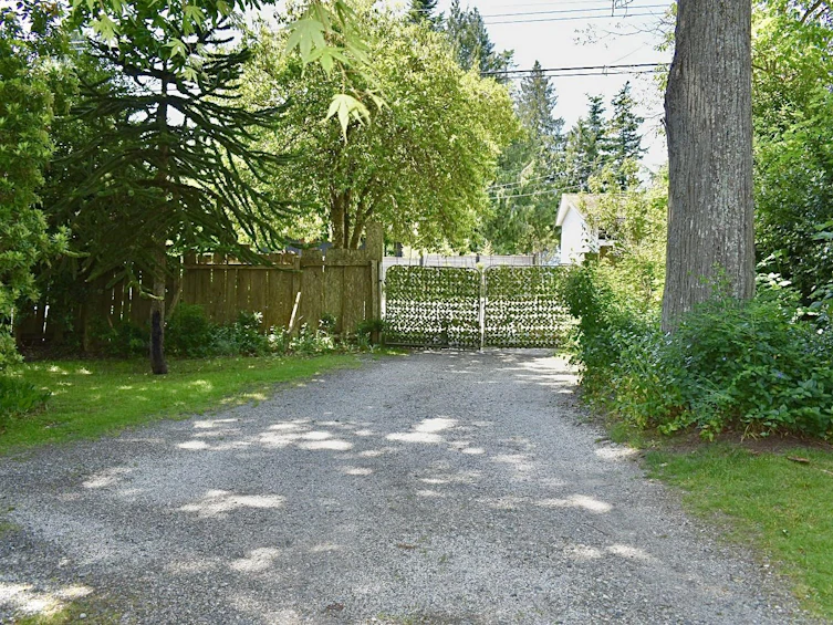 8084 Redrooffs Road, Halfmoon Bay, BC, V7Z 1C7 - 30