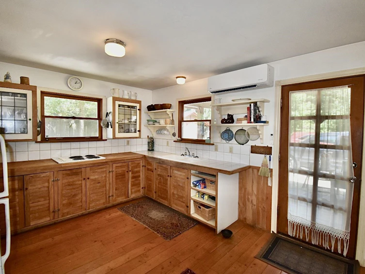 8084 Redrooffs Road, Halfmoon Bay, BC, V7Z 1C7 - 6