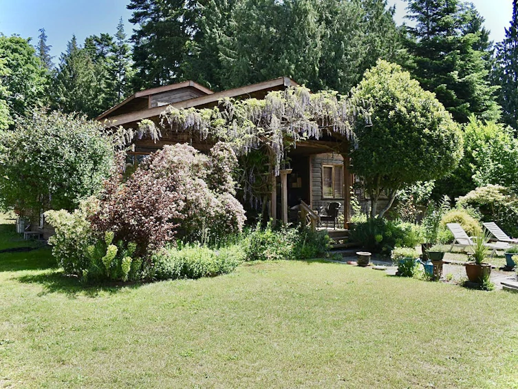 8084 Redrooffs Road, Halfmoon Bay, BC, V7Z 1C7 - 33