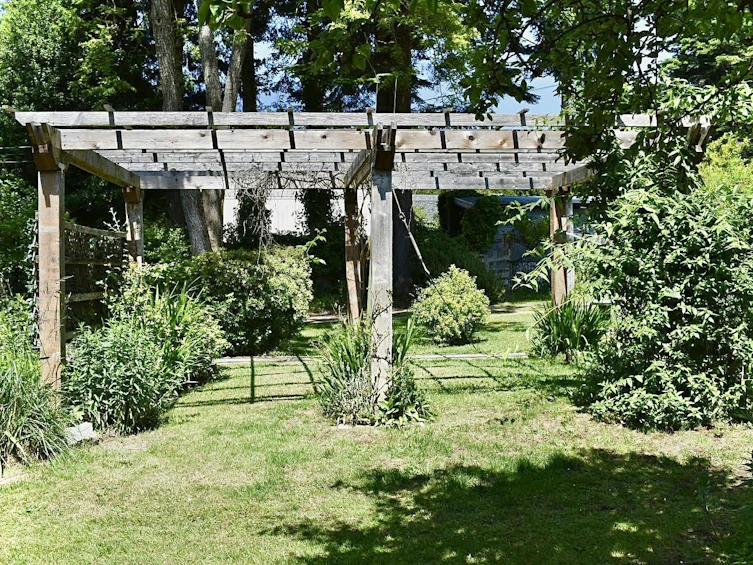 8084 Redrooffs Road, Halfmoon Bay, BC, V7Z 1C7 - 14
