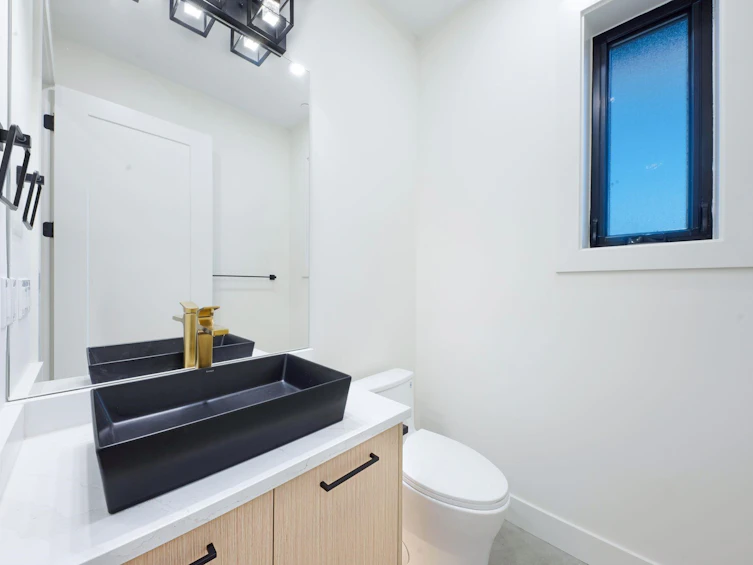 5325 Inverness Street, Vancouver, BC, V5W 3N9 - 11