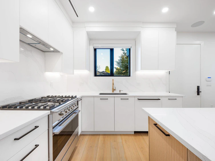 5325 Inverness Street, Vancouver, BC, V5W 3N9 - 10
