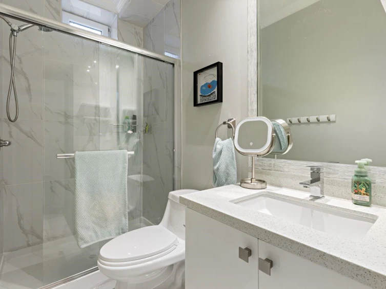 2721 W 14th Avenue, Vancouver, BC, V6K 2X1 - 26