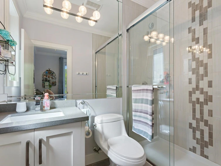 2721 W 14th Avenue, Vancouver, BC, V6K 2X1 - 22