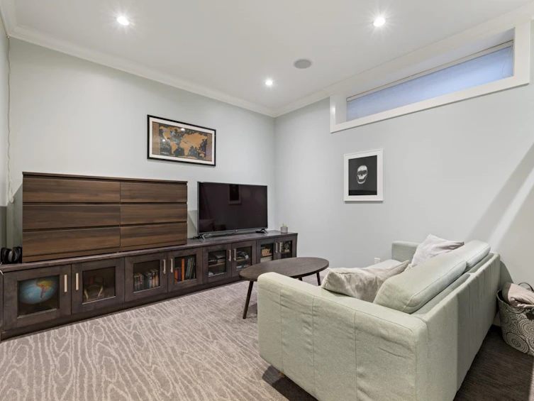 2721 W 14th Avenue, Vancouver, BC, V6K 2X1 - 23