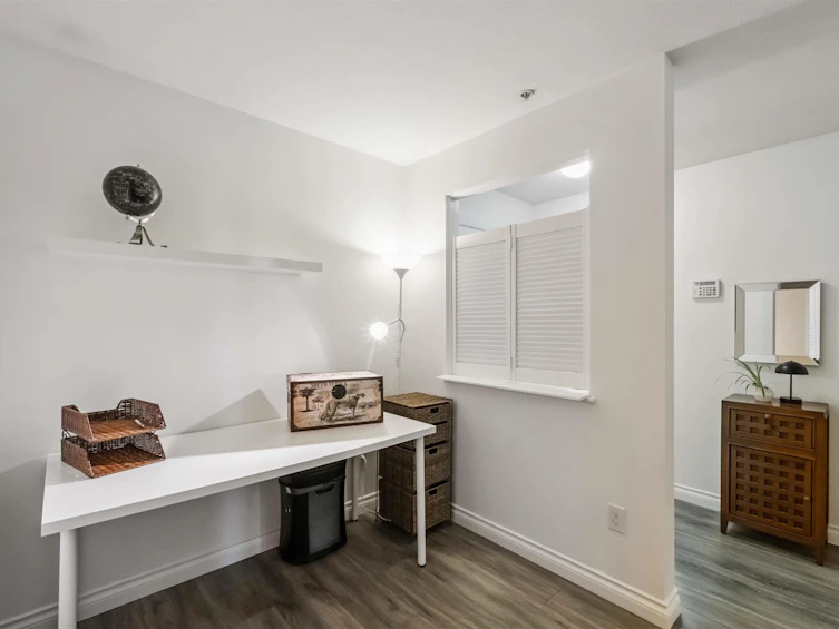 206-22233 River Road, Maple Ridge, BC, V2X 3N7 - 22