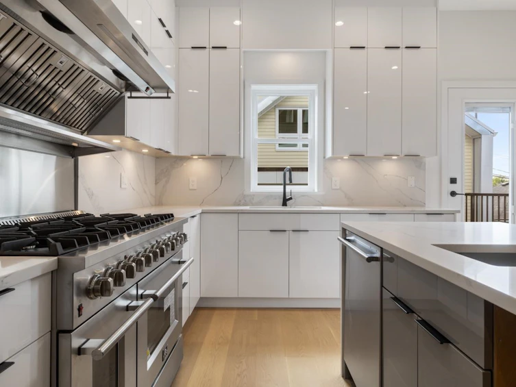 1-2022 E 4th Avenue, Vancouver, BC, V5N 1K4 - 8