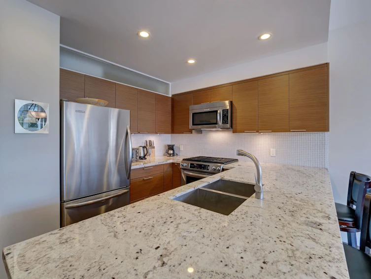 405-5725 Teredo Street, Sechelt, BC, V7Z 0J7 - 10