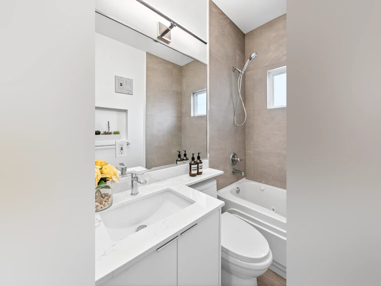 1368 E 7th Avenue, Vancouver, BC, V5N 1R7 - 25