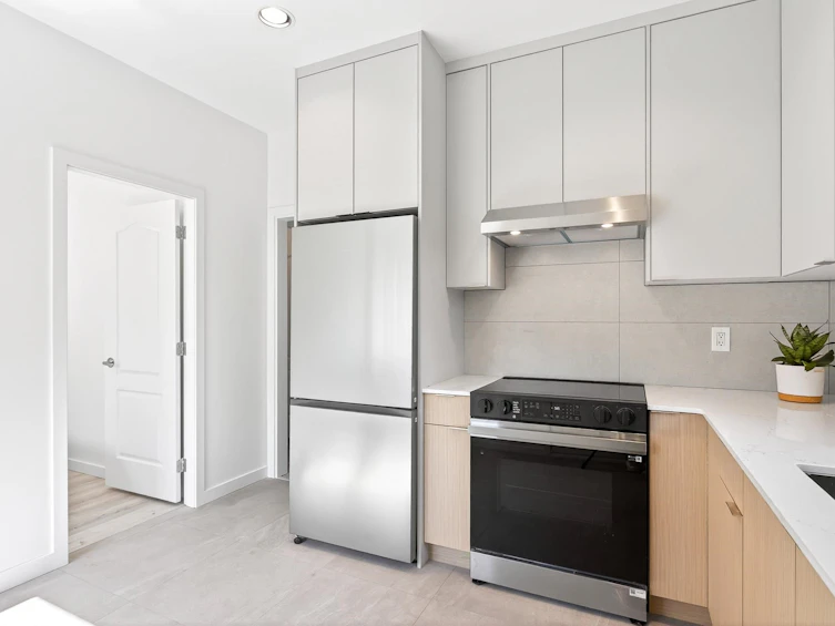 1368 E 7th Avenue, Vancouver, BC, V5N 1R7 - 16