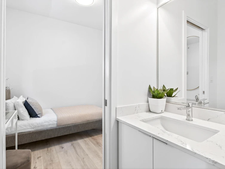 1368 E 7th Avenue, Vancouver, BC, V5N 1R7 - 21