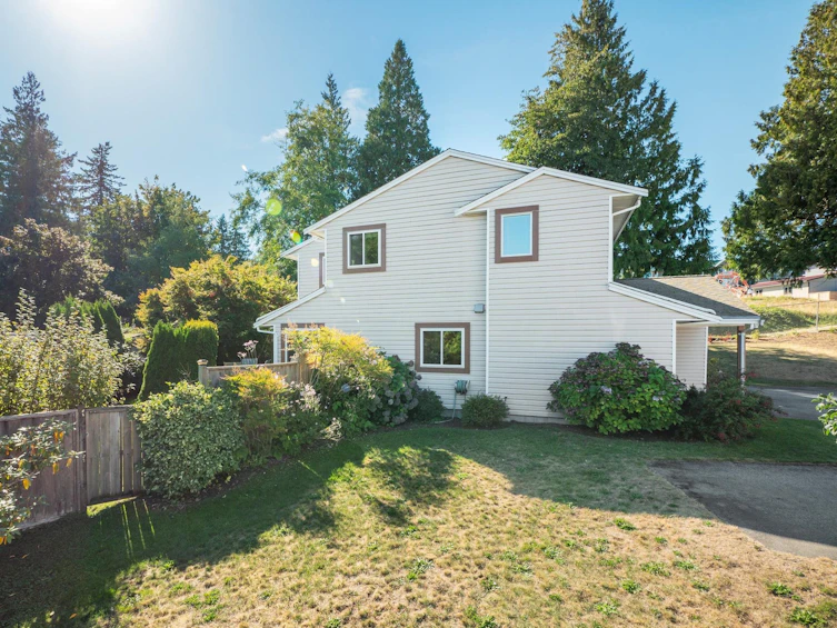 10-765 School Road, Gibsons, BC, V0N 1V9 - 5