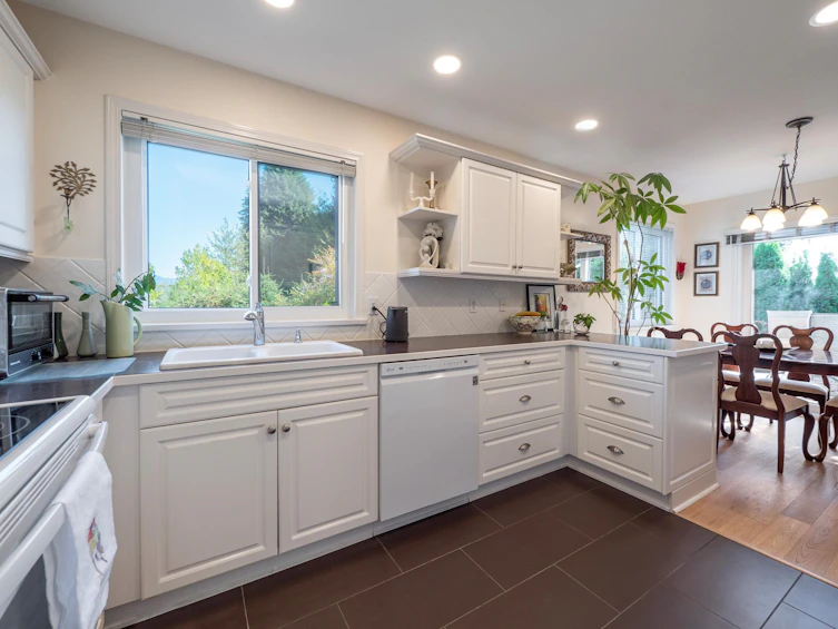 10-765 School Road, Gibsons, BC, V0N 1V9 - 8