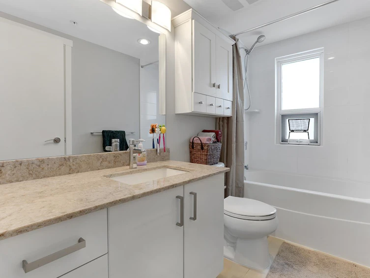 TH3-125 Columbia Street, New Westminster, BC, V3L 0G8 - 34