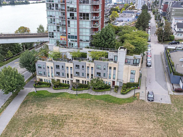 TH3-125 Columbia Street, New Westminster, BC, V3L 0G8 - 6