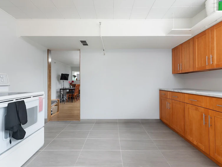 4561 Nanaimo Street, Vancouver, BC, V5N 5J5 - 8