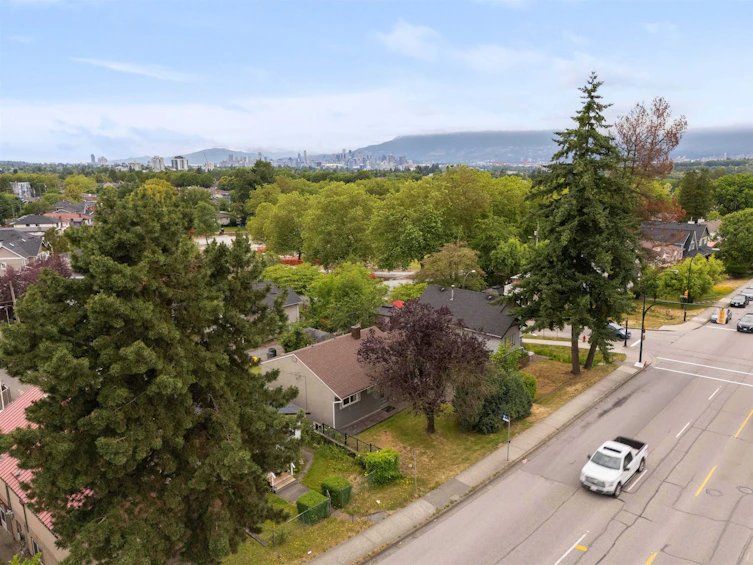 4561 Nanaimo Street, Vancouver, BC, V5N 5J5 - 14