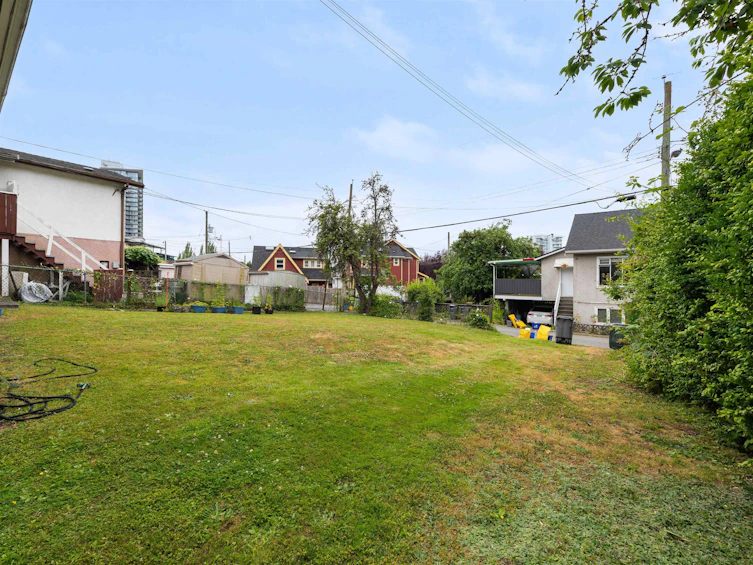 4561 Nanaimo Street, Vancouver, BC, V5N 5J5 - 10