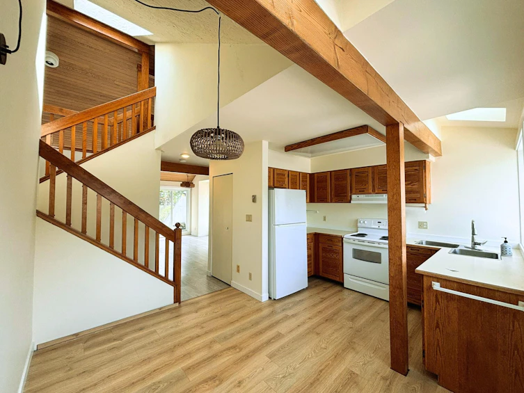 9-5753 Wharf Avenue, Sechelt, BC, V7Z 0H5 - 4