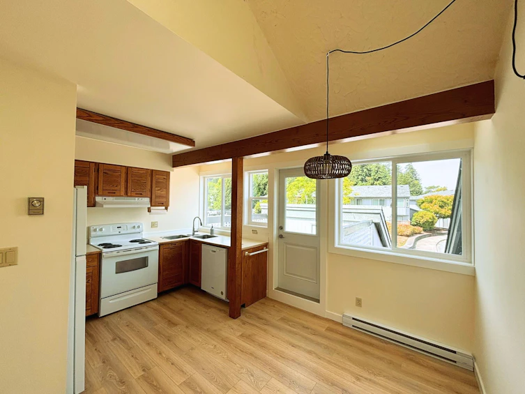 9-5753 Wharf Avenue, Sechelt, BC, V7Z 0H5 - 7