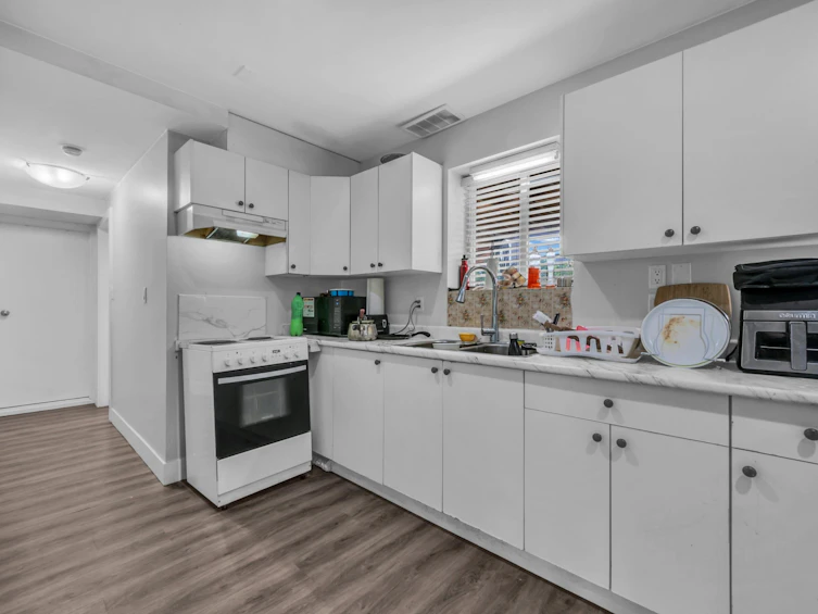 8855 146a Street, Surrey, BC, V3R 6Z9 - 28