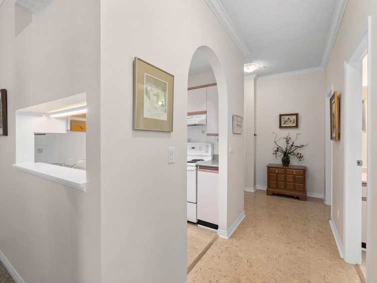 208-1924 Comox Street, Vancouver, BC, V6G 1R4 - 5
