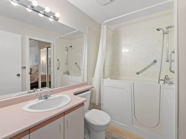 208-1924 Comox Street, Vancouver, BC, V6G 1R4 - 22