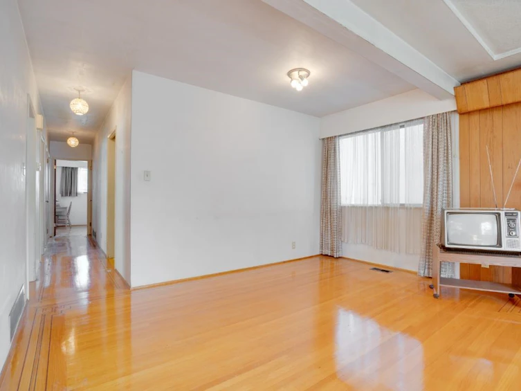3391 E 25th Avenue, Vancouver, BC, V5R 1J7 - 9