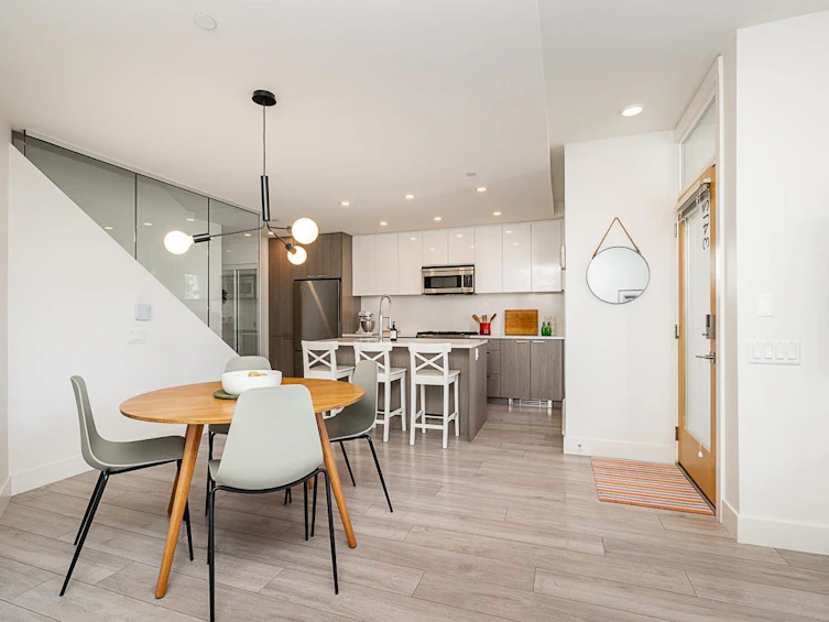 3412 St. Catherines Street, Vancouver, BC, V5V 3C4 - 9