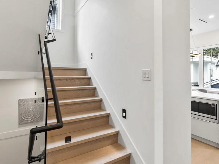 525 E 11th Avenue, Vancouver, BC, V5T 2E1 - 8