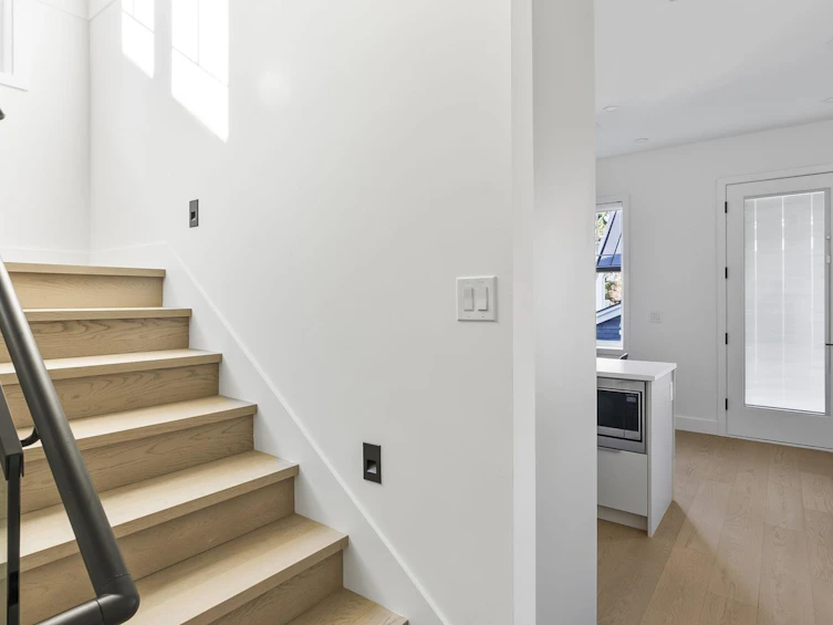 525 E 11th Avenue, Vancouver, BC, V5T 2E1 - 36