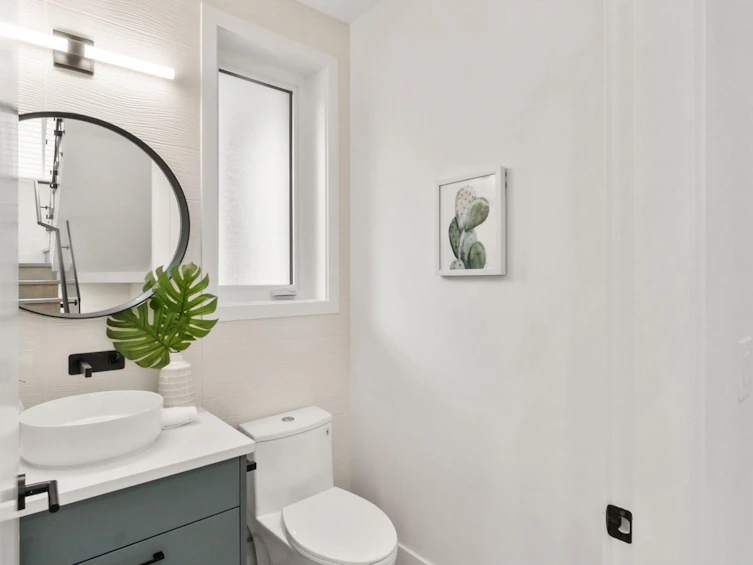 525 E 11th Avenue, Vancouver, BC, V5T 2E1 - 7