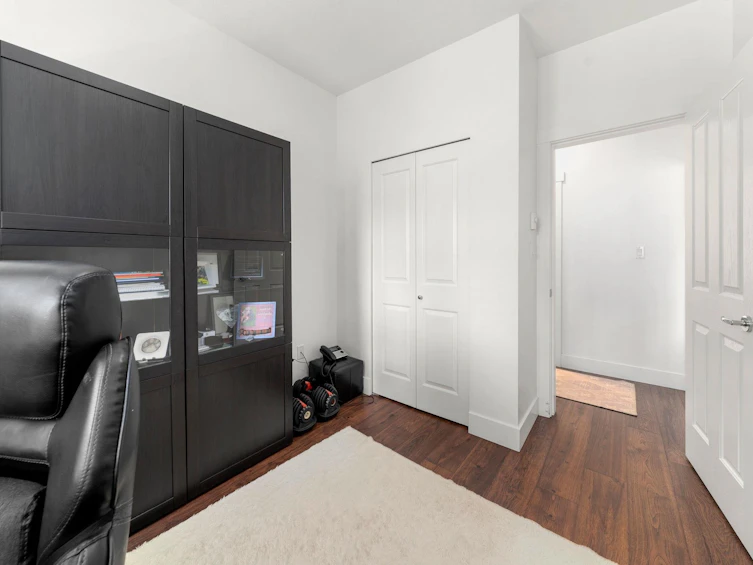 204-1111 E 27th Street, North Vancouver, BC, V7J 1S3 - 26