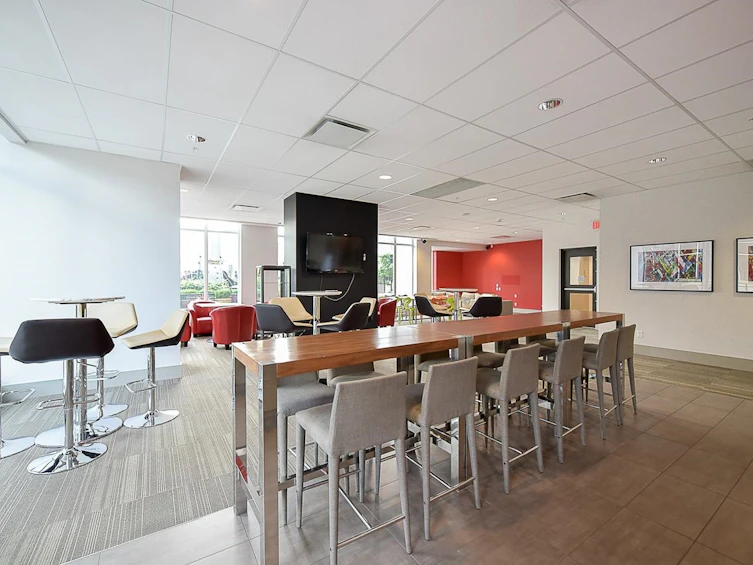 708-13325 102a Avenue, Surrey, BC, V3T 0J5 - 22