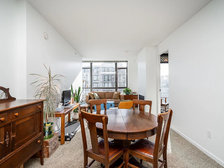 1004-170 W 1st Street, North Vancouver, BC, V7M 3P2 - 9