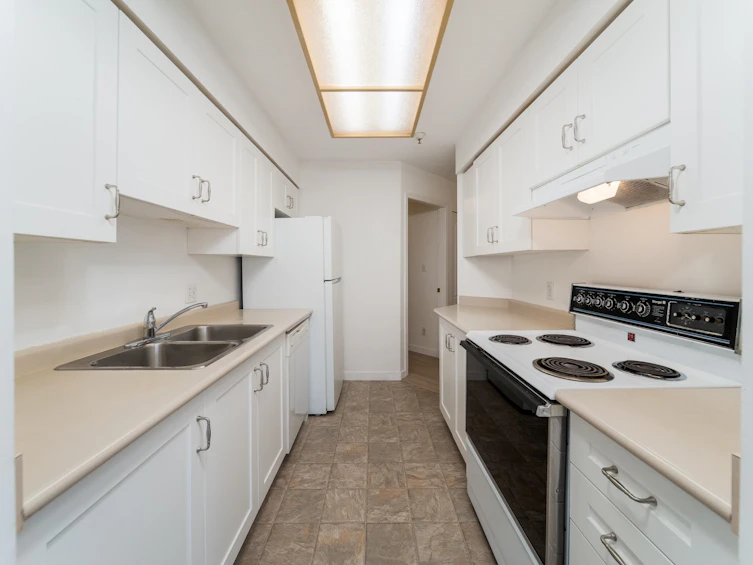 306-315 Renfrew Street, Vancouver, BC, V5K 5G5 - 6