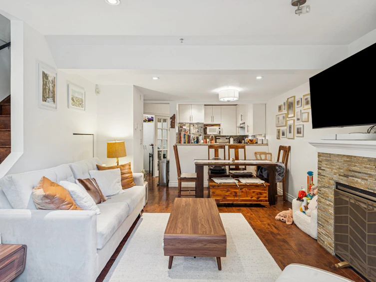 11-2375 W Broadway, Vancouver, BC, V6K 2E6 - 10