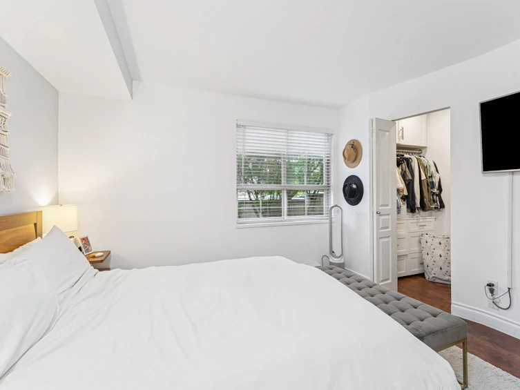 11-2375 W Broadway, Vancouver, BC, V6K 2E6 - 16