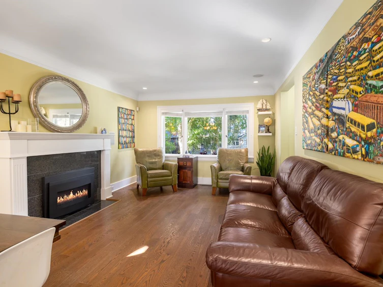 3432 W 13th Avenue, Vancouver, BC, V6R 2S1 - 6