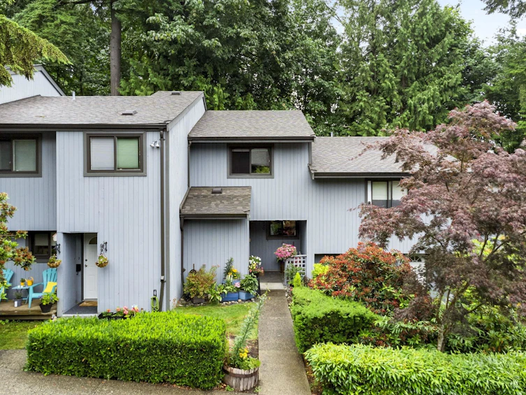 890 Cunningham Lane, Port Moody, BC, V3H 3S4 - 16