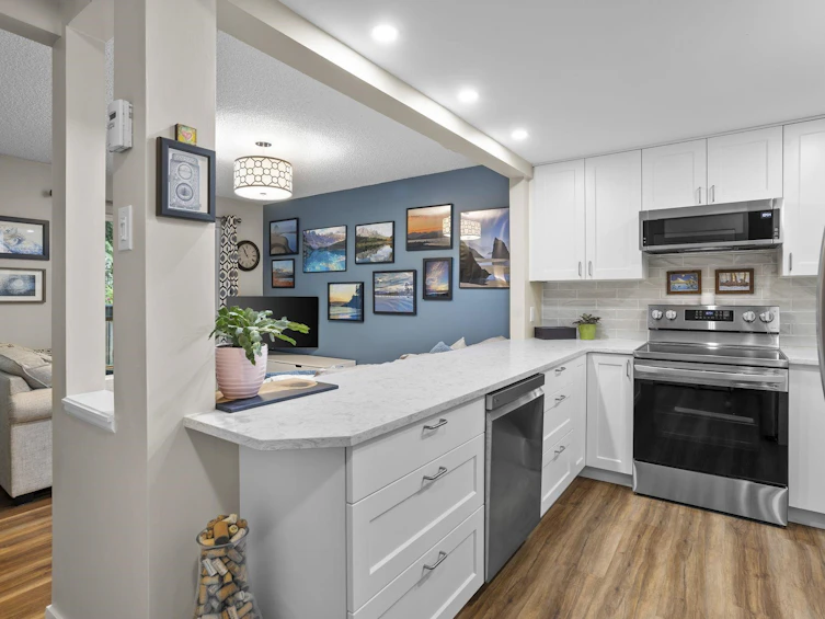 890 Cunningham Lane, Port Moody, BC, V3H 3S4 - 2