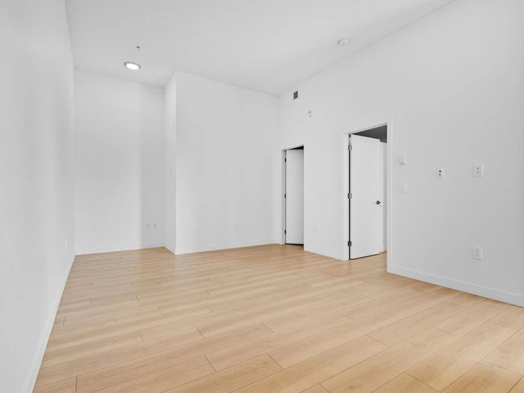 617-10777 138 Street, Surrey, BC, V3T 0T5 - 11
