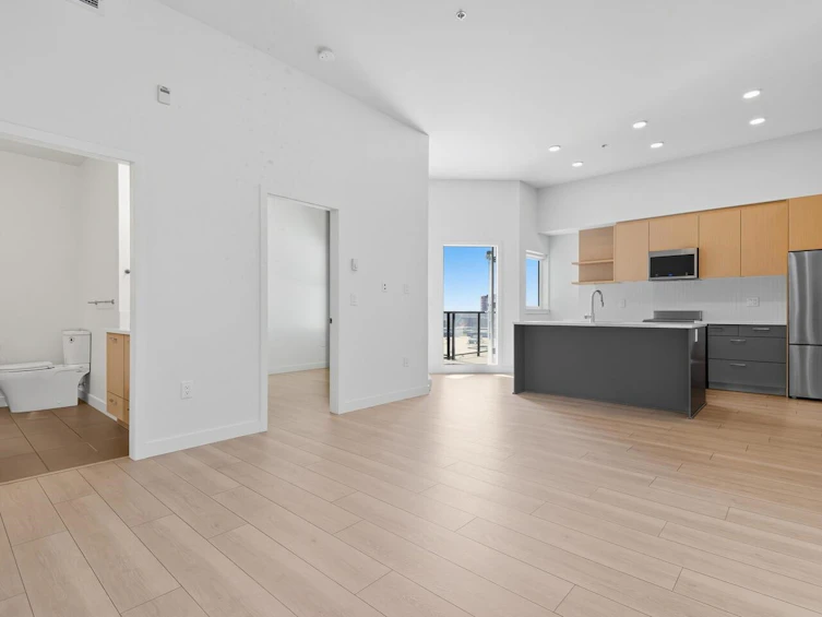 617-10777 138 Street, Surrey, BC, V3T 0T5 - 10